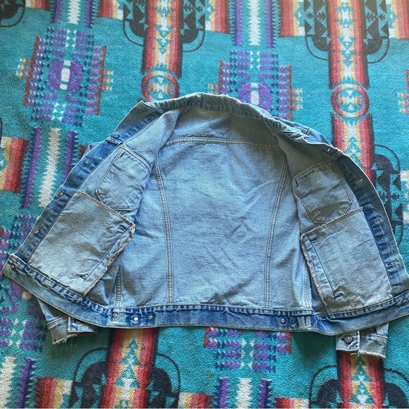 VTG Levi’s Authentic Distressed Trucker Jean Jacket. Type 3 from the 80’s. M/L - Picture 12 of 16